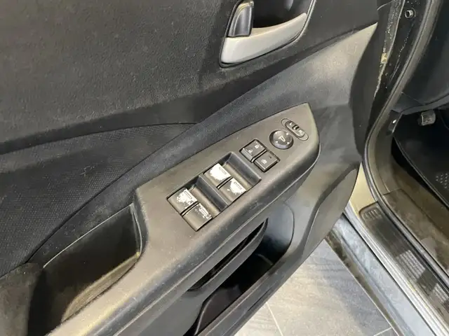 2014 Honda CR-V LX - Photo 14