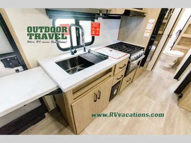 2026 Grand Design Imagine XLS 22BHE - Photo 13