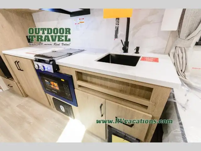 2026 Grand Design Imagine AIM 20BHA - Photo 12