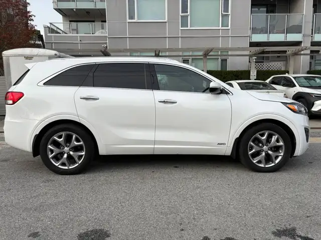 2017 Kia Sorento All-wheel Drive 4dr SX Turbo - Photo 4