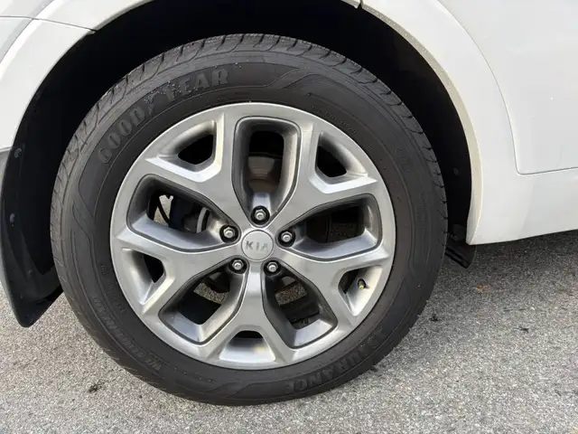 2017 Kia Sorento All-wheel Drive 4dr SX Turbo - Photo 9