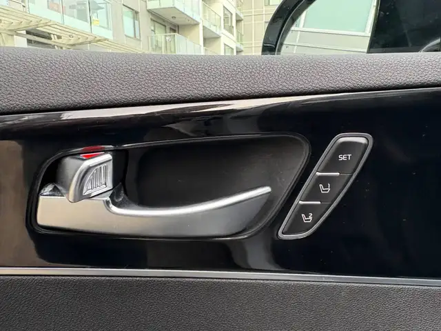 2017 Kia Sorento All-wheel Drive 4dr SX Turbo - Photo 18