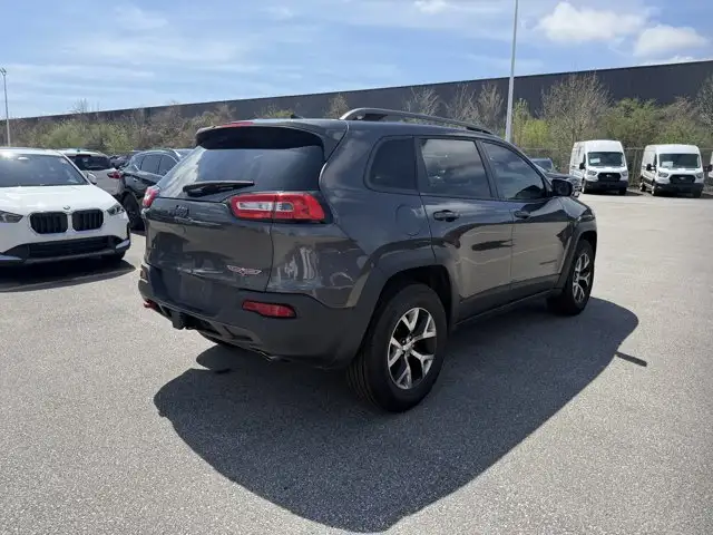 2016 Jeep Cherokee Trailhawk - Photo 6