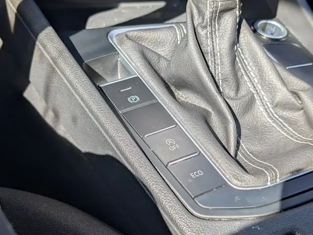 2025 Volkswagen Jetta Trendline - Photo 29