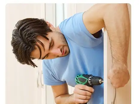 Locksmith Toronto  - Lock Change-doors install