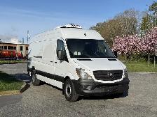 2016 Mercedes-Benz Sprinter 2500 High Roof Kingtec Reefer Cargo - Photo 2