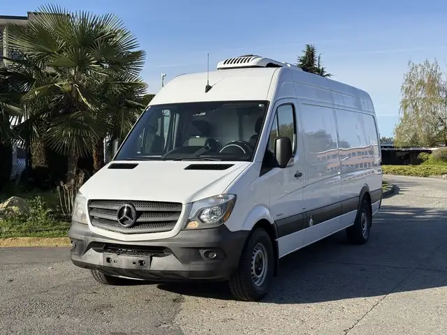 2016 Mercedes-Benz Sprinter 2500 High Roof Kingtec Reefer Cargo - Photo 4