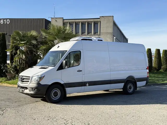 2016 Mercedes-Benz Sprinter 2500 High Roof Kingtec Reefer Cargo - Photo 5
