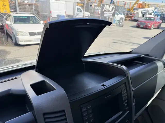 2016 Mercedes-Benz Sprinter 2500 High Roof Kingtec Reefer Cargo - Photo 28