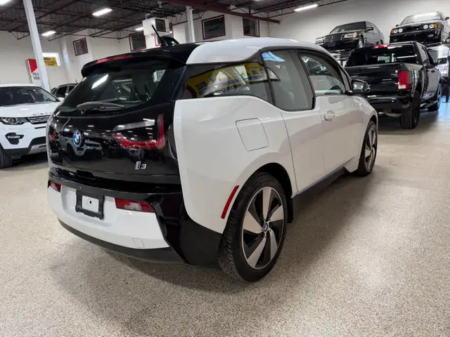2016 BMW i3 w/Range Extender|NAVIGATION - REAR CAMERA - BLUETOOT - Photo 3