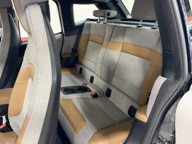 2016 BMW i3 w/Range Extender|NAVIGATION - REAR CAMERA - BLUETOOT - Photo 11