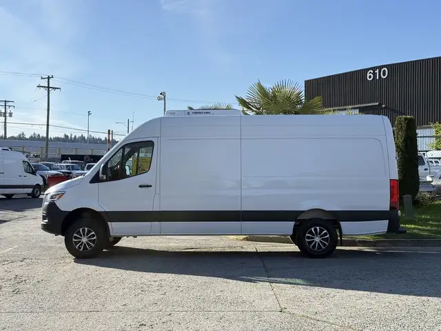 2022 Mercedes-Benz Sprinter 2500 4x4 High Roof Thermo King Reefe - Photo 6