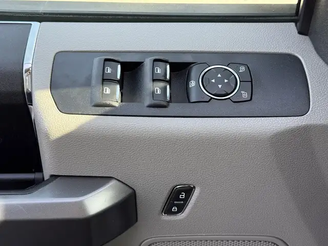 2021 Ford F-250 XLT 4x4 Crew Cab 8 Foot Box with Headache Rack - Photo 12