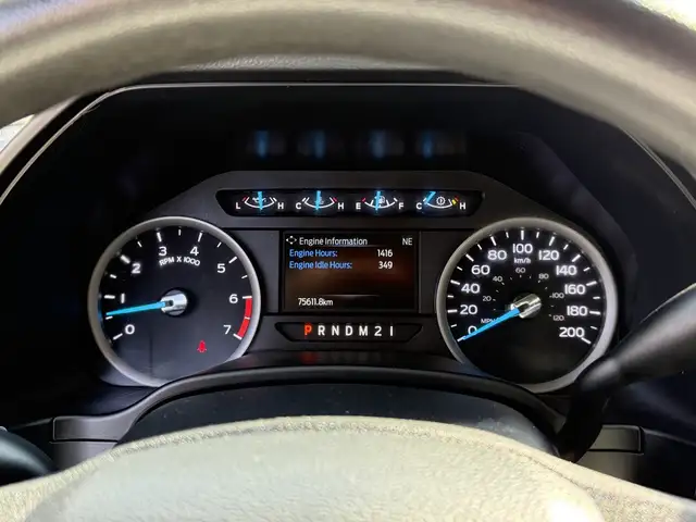 2021 Ford F-250 XLT 4x4 Crew Cab 8 Foot Box with Headache Rack - Photo 19