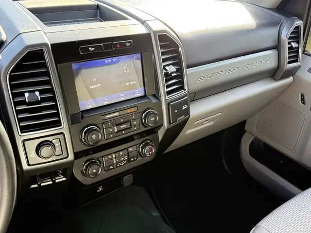 2021 Ford F-250 XLT 4x4 Crew Cab 8 Foot Box with Headache Rack - Photo 22