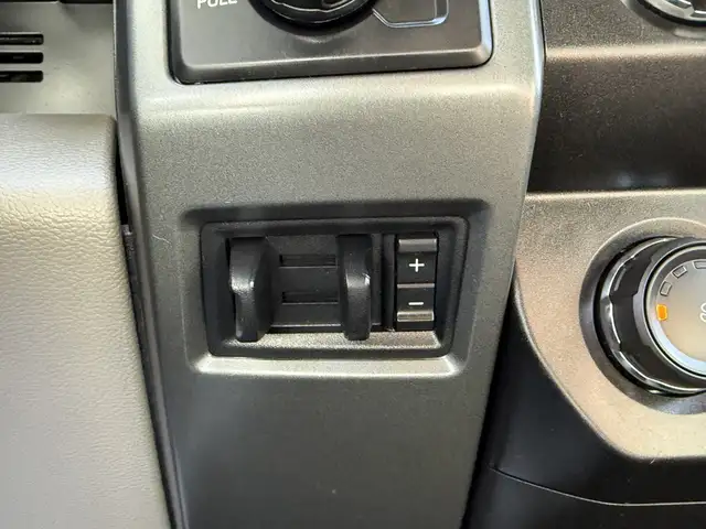 2021 Ford F-250 XLT 4x4 Crew Cab 8 Foot Box with Headache Rack - Photo 26