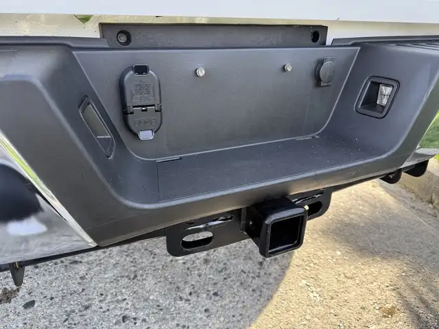 2021 Ford F-250 XLT 4x4 Crew Cab 8 Foot Box with Headache Rack - Photo 29