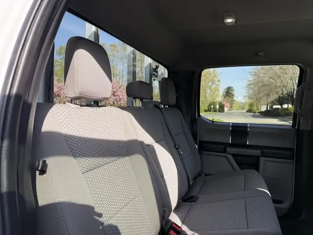 2021 Ford F-250 XLT 4x4 Crew Cab 8 Foot Box with Headache Rack - Photo 37