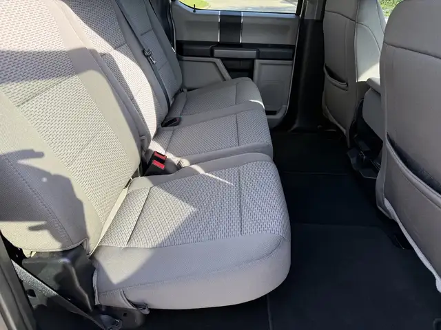 2021 Ford F-250 XLT 4x4 Crew Cab 8 Foot Box with Headache Rack - Photo 38