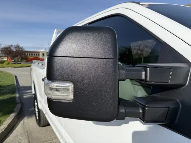 2021 Ford F-250 XLT 4x4 Crew Cab 8 Foot Box with Headache Rack - Photo 52