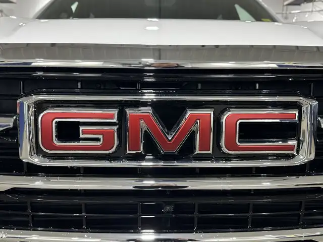 2026 GMC Yukon Elevation - Photo 8