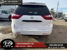 2019 Toyota Sienna 7-Passenger FWD - Photo 5