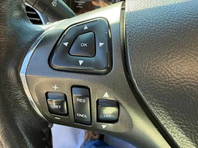 2014 Lincoln MKT - Photo 14