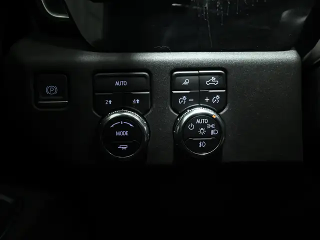 2024 GMC Sierra 1500 SLT No Accident Leather BOSE 360CAM Cooled - Photo 13