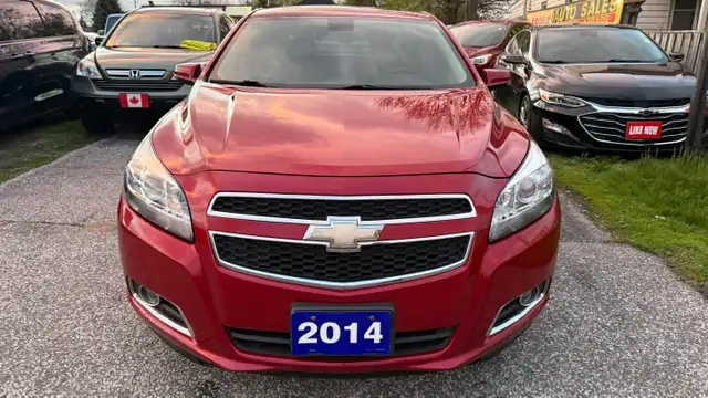 2013 Chevrolet Malibu 2LT - Photo 2