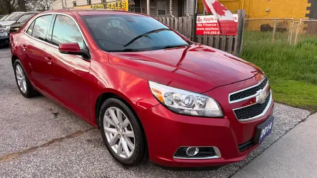 2013 Chevrolet Malibu 2LT - Photo 3