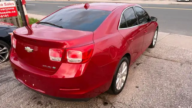 2013 Chevrolet Malibu 2LT - Photo 4