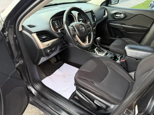 2015 Jeep Cherokee Latitude - Photo 7