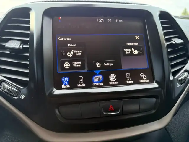 2015 Jeep Cherokee Latitude - Photo 11