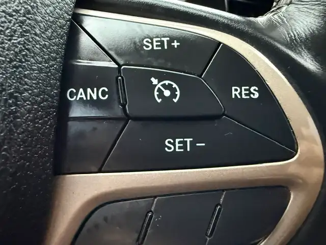 2015 Jeep Cherokee Latitude - Photo 14