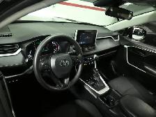 2024 Toyota RAV4 LE No Accident Radar Cruise Lane Assist Blind S - Photo 10