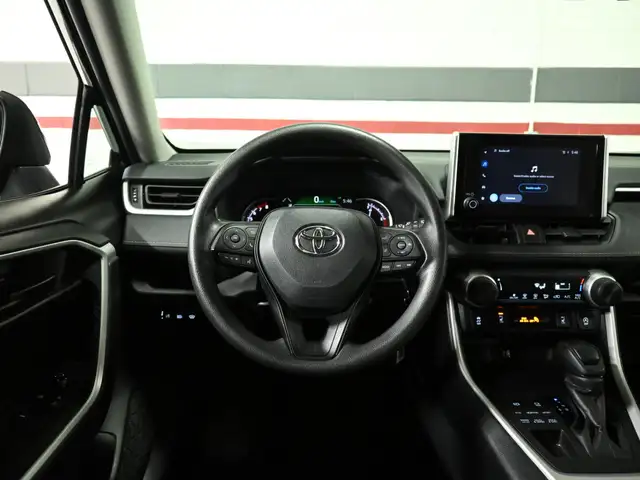 2024 Toyota RAV4 LE No Accident Radar Cruise Lane Assist Blind S - Photo 12