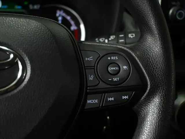 2024 Toyota RAV4 LE No Accident Radar Cruise Lane Assist Blind S - Photo 16