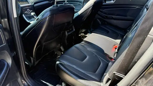 2015 Ford Edge Titanium - Photo 9