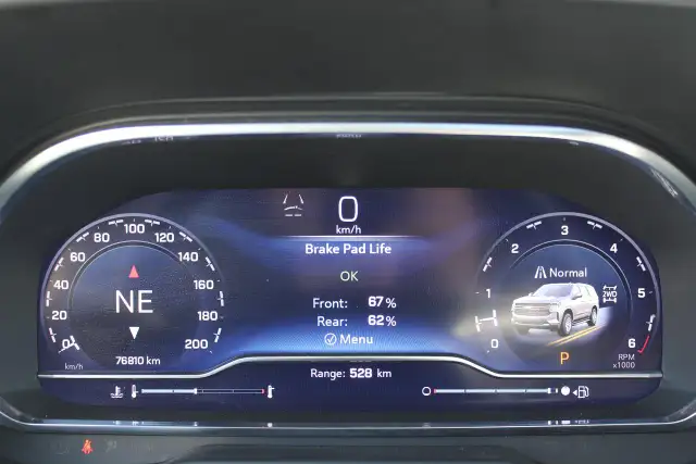 2024 Chevrolet Suburban RST - Photo 18