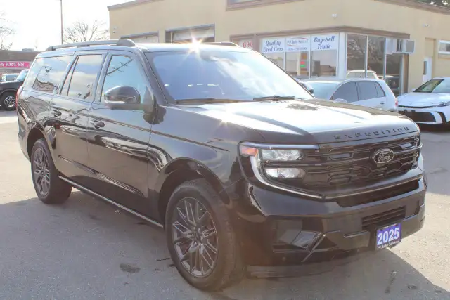 2025 Ford Expedition Platinum Max