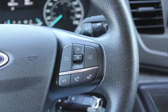 2022 Ford Transit XLT - Photo 9