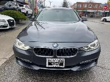 2012 BMW 328 i - Photo 2