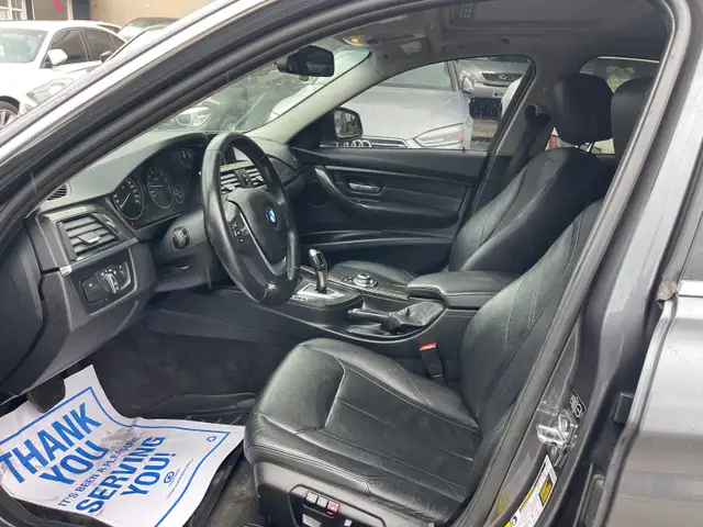 2012 BMW 328 i - Photo 9