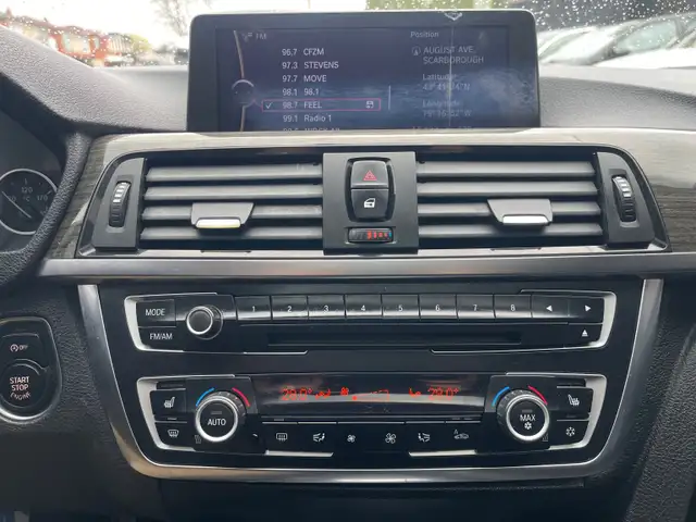 2012 BMW 328 i - Photo 15