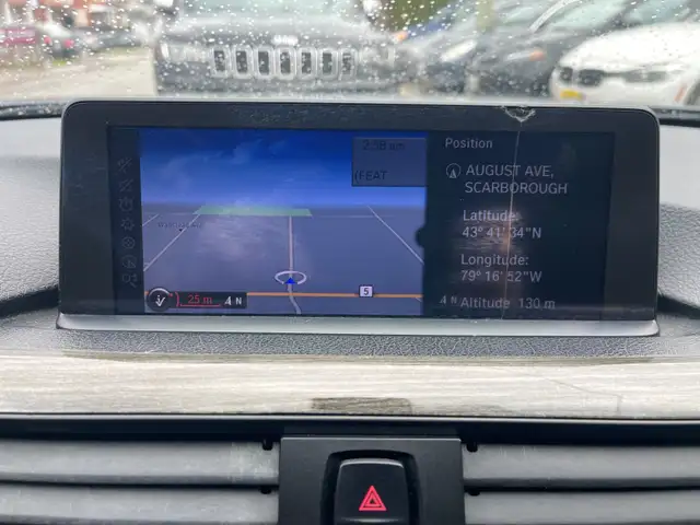 2012 BMW 328 i - Photo 17