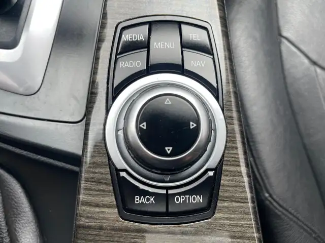 2012 BMW 328 i - Photo 20