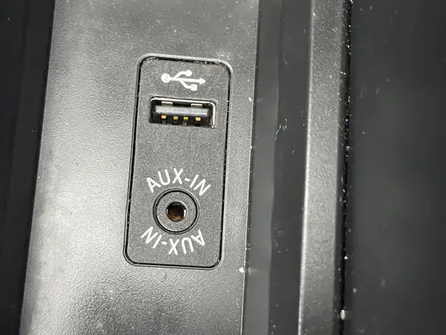 2012 BMW 328 i - Photo 21