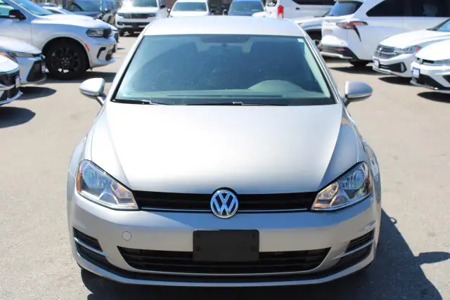 2017 Volkswagen Golf 5dr HB Auto 1.8 TSI Highline - Photo 2