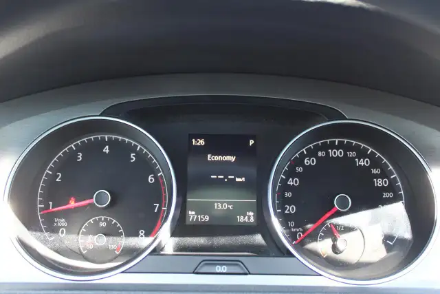 2017 Volkswagen Golf 5dr HB Auto 1.8 TSI Highline - Photo 11