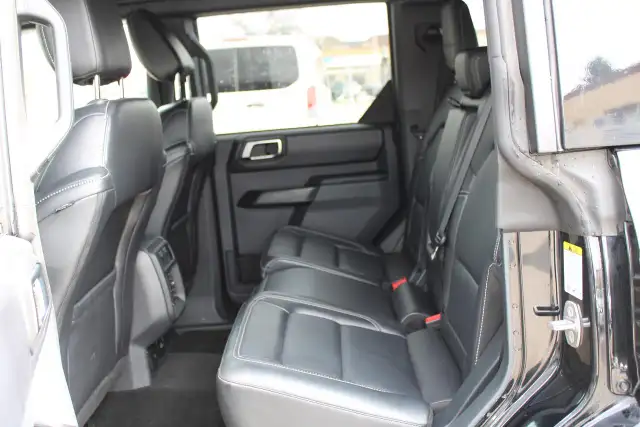 2025 Ford Bronco OUTER BANKS 4 DOOR 4X4 - Photo 8